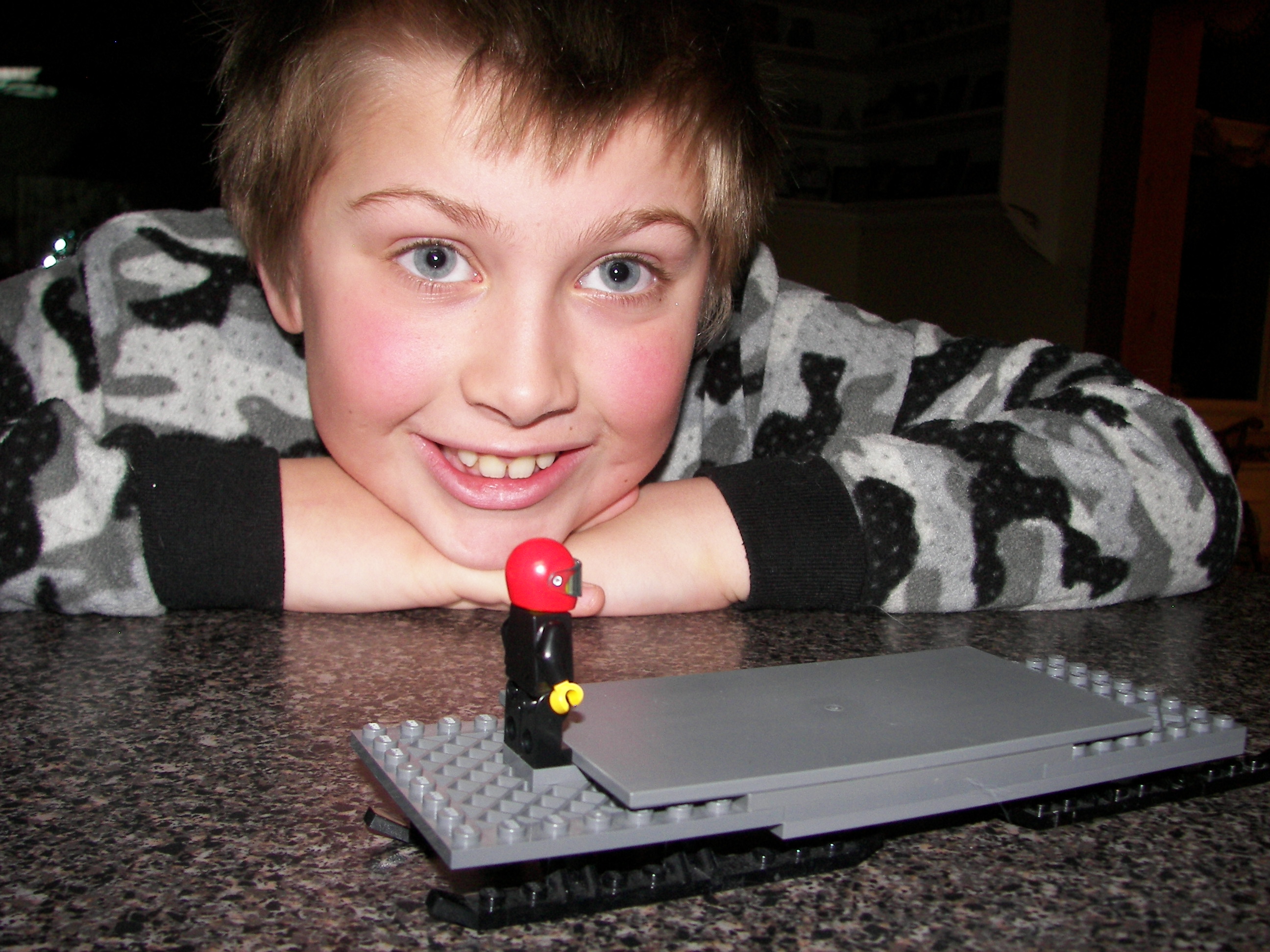 Search LEGO Instructions